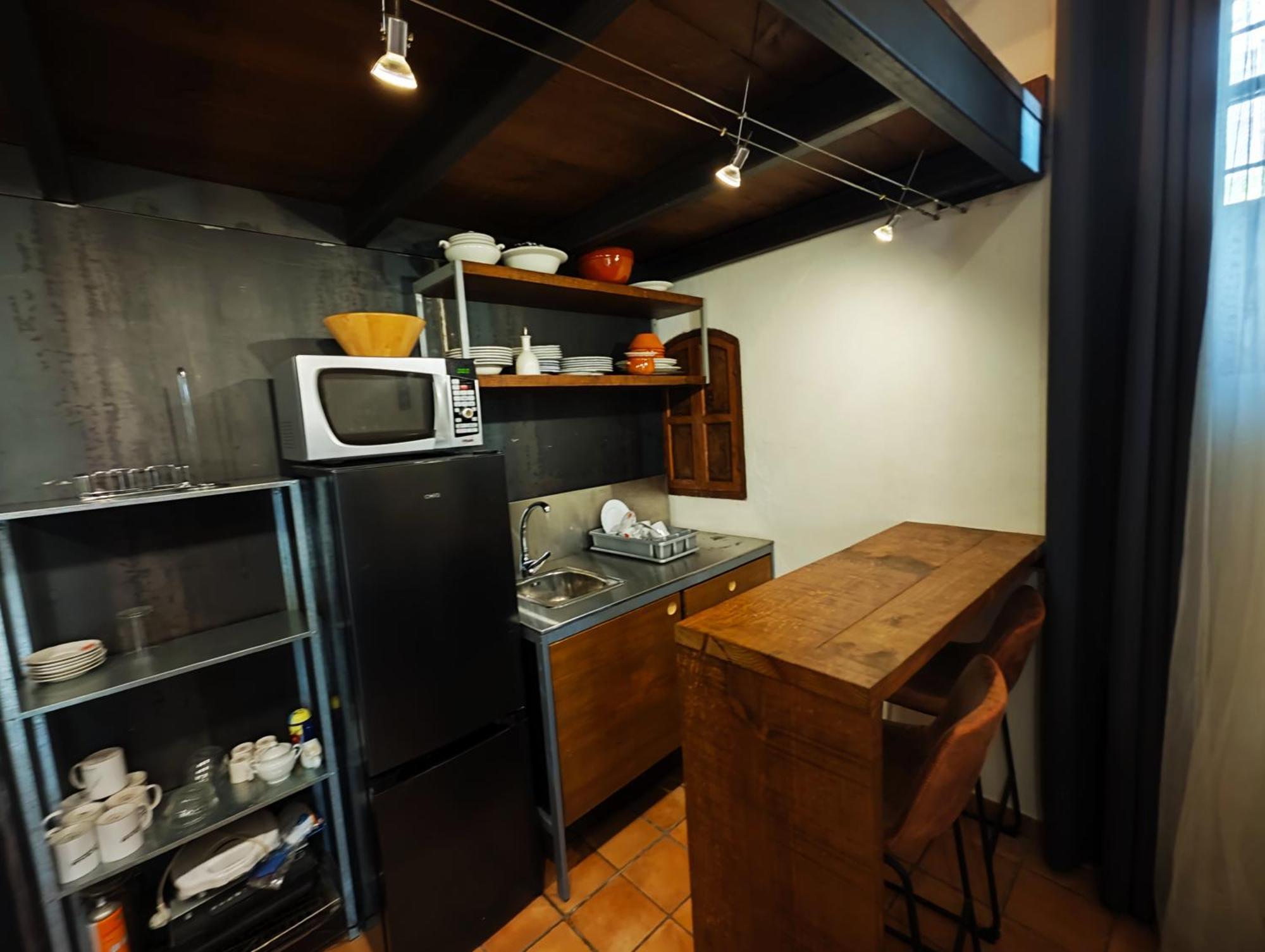 Hostal Cafe Frenteabastos Кармона Экстерьер фото