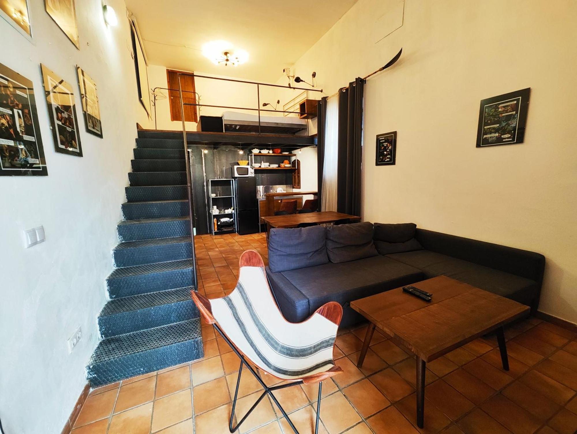 Hostal Cafe Frenteabastos Кармона Экстерьер фото