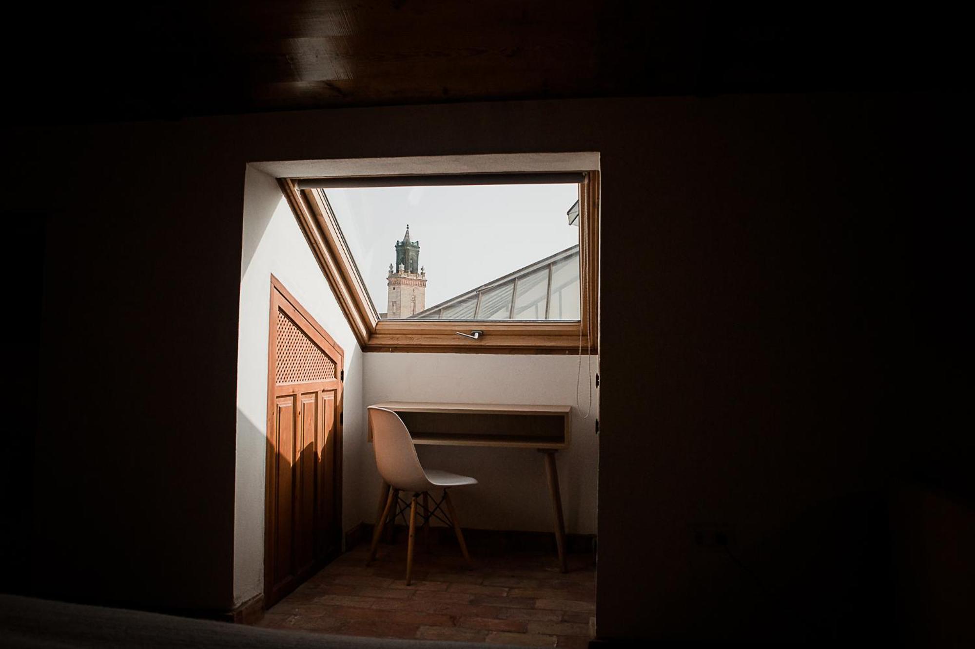 Hostal Cafe Frenteabastos Кармона Экстерьер фото